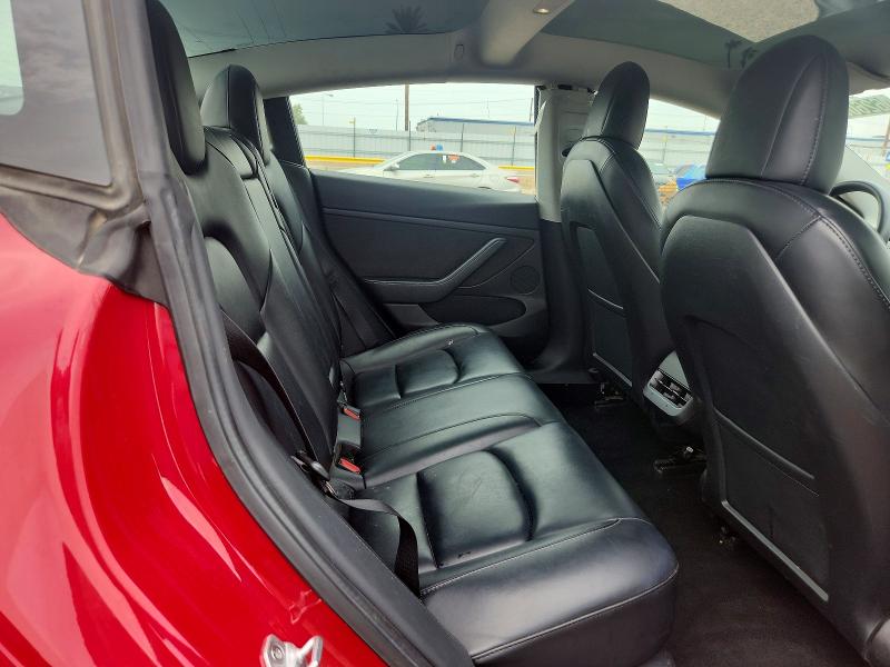 62600296 :رقم المزاد ، 5YJ3E1EA9NF304829 vin ، 2022 Tesla Model 3 مزاد بيع