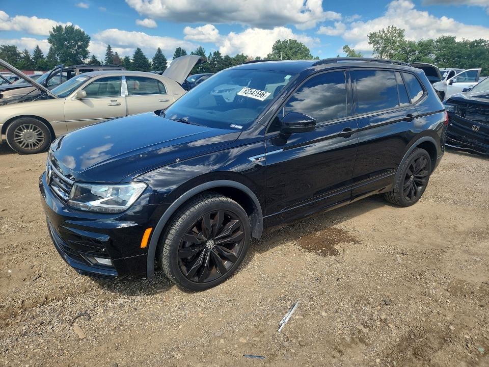 Продажа на аукционе авто 2021 Volkswagen Tiguan, vin: 3VV2B7AX2MM067498, номер лота: 65542696