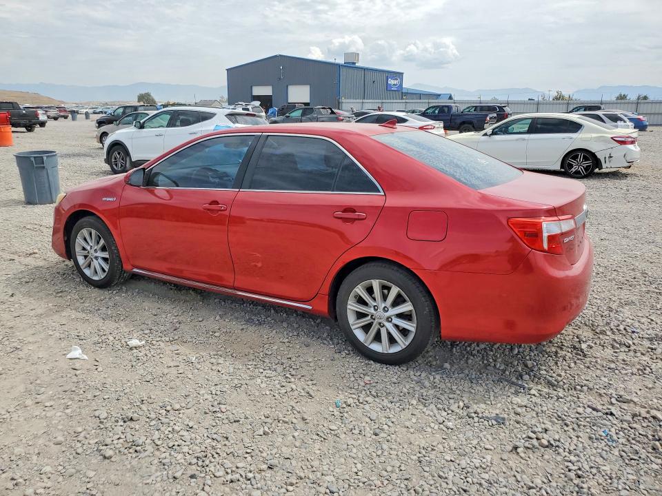 2012 Toyota Camry Hybrid მანქანა იყიდება აუქციონზე, vin: 4T1BD1FK8CU008643, აუქციონის ნომერი: 64666426