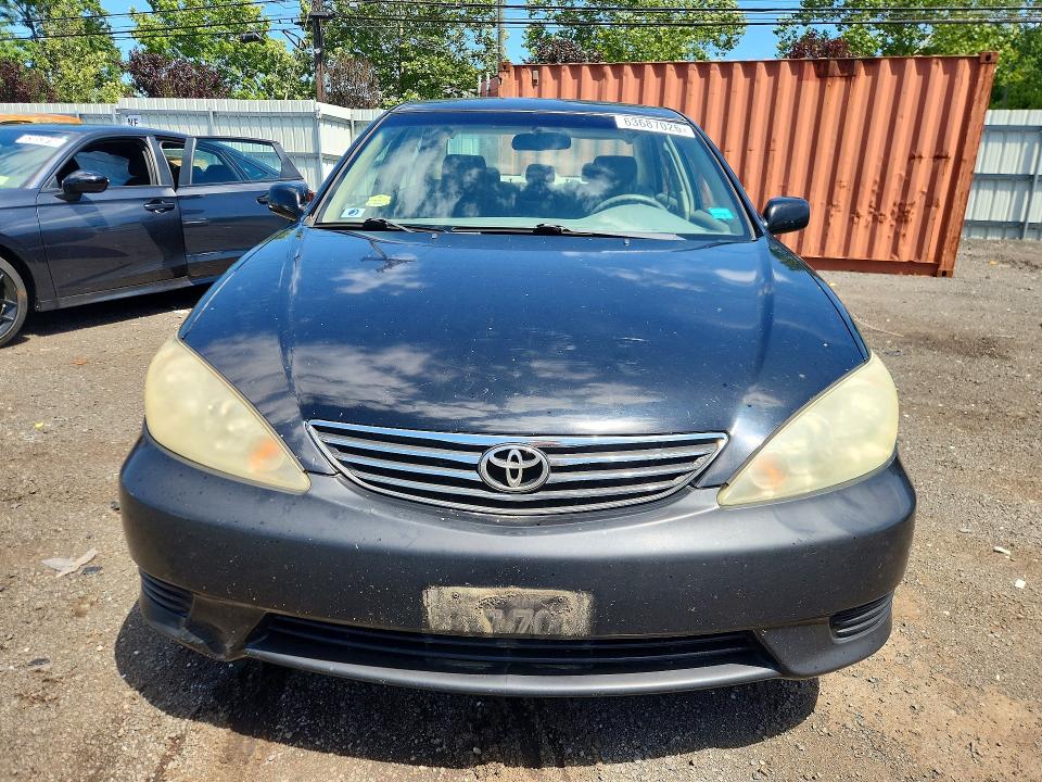 Aukcja sprzedaży 2005 Toyota Camry, vin: 4T1BF32K65U110215, numer aukcji: 63687026