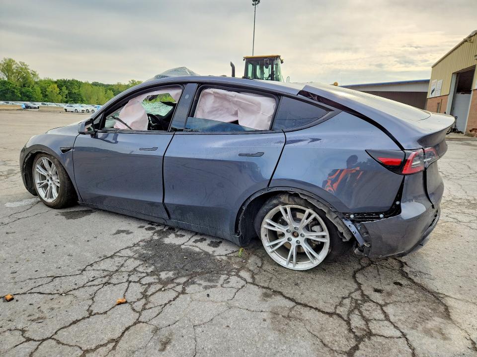 66779496 :رقم المزاد ، 7SAYGDEE8PF895052 vin ، 2023 Tesla Model Y مزاد بيع