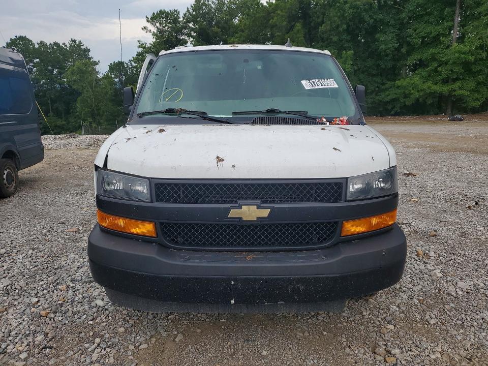 2022 Chevrolet Express G2500 მანქანა იყიდება აუქციონზე, vin: 1GCWGAFP5N1263697, აუქციონის ნომერი: 61761696