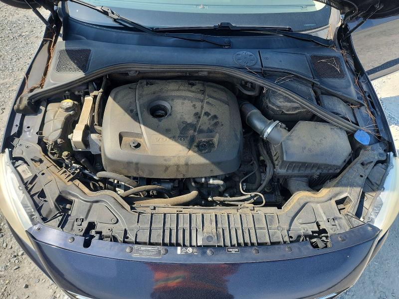 Продажа на аукционе авто 2016 Volvo S60, vin: YV126MFK0G2400186, номер лота: 64836106