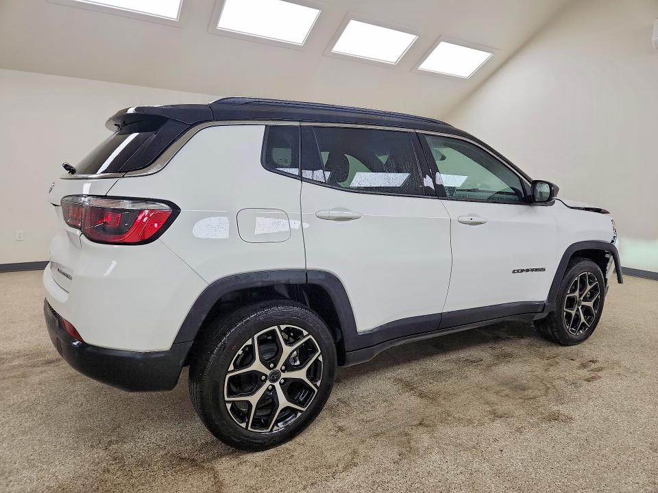 Продажа на аукционе авто 2026 Jeep Compass, vin: 3C4NJDCN8TT270716, номер лота: 64239376