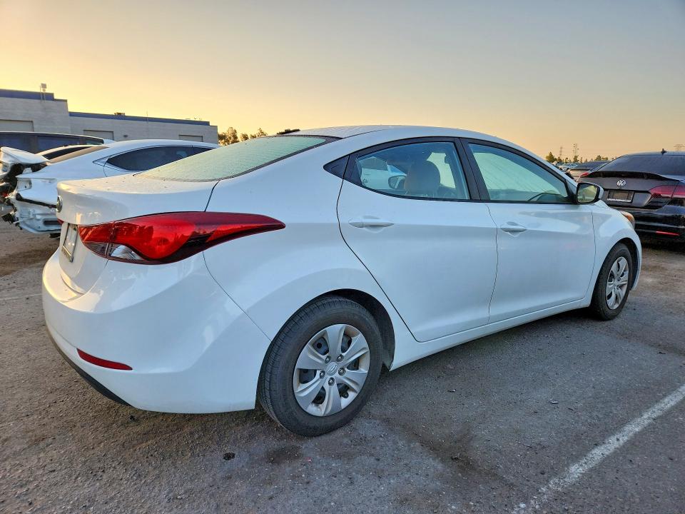 Продаж на аукціоні авто 2016 Hyundai Elantra, vin: 5NPDH4AE6GH777971, номер лоту: 63504986