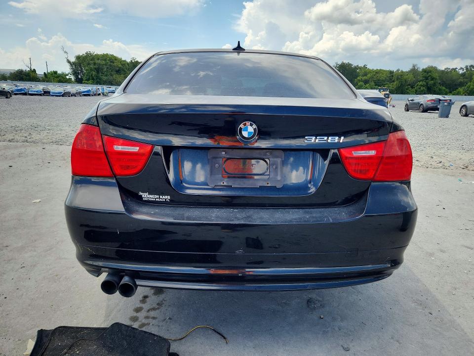 2011 Bmw 328 მანქანა იყიდება აუქციონზე, vin: WBAPH5G50BNM81778, აუქციონის ნომერი: 65729266