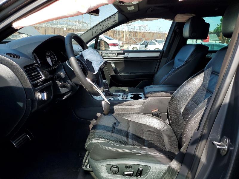 Aukcja sprzedaży 2017 Volkswagen Touareg, vin: WVGRF7BP0HD005627, numer aukcji: 64819396
