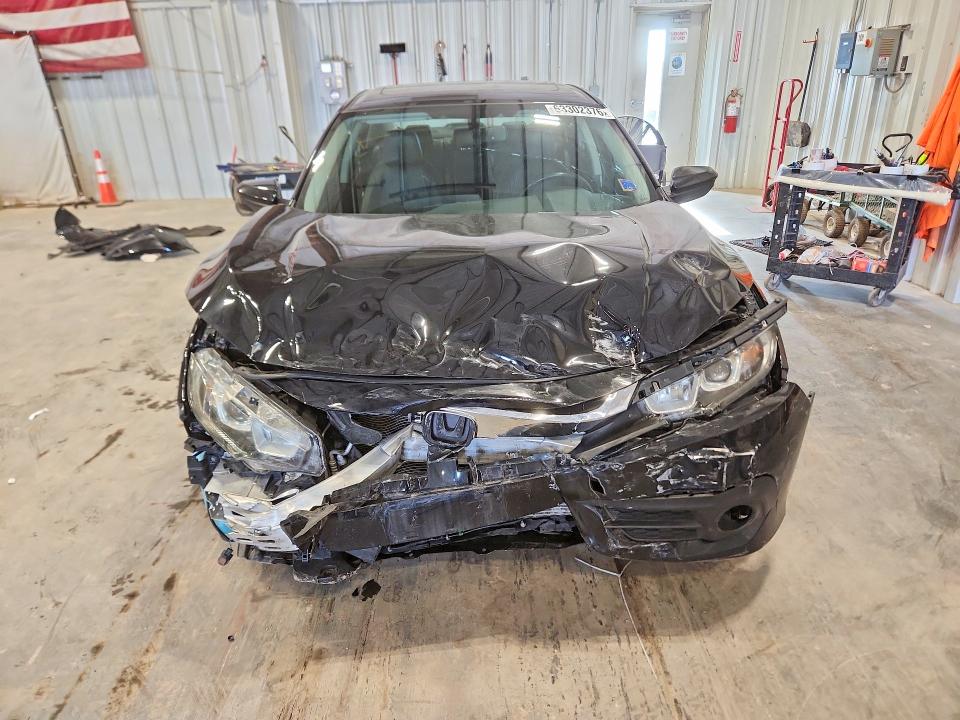Aukcja sprzedaży 2017 Honda Civic, vin: 19XFC1F70HE003950, numer aukcji: 63302376