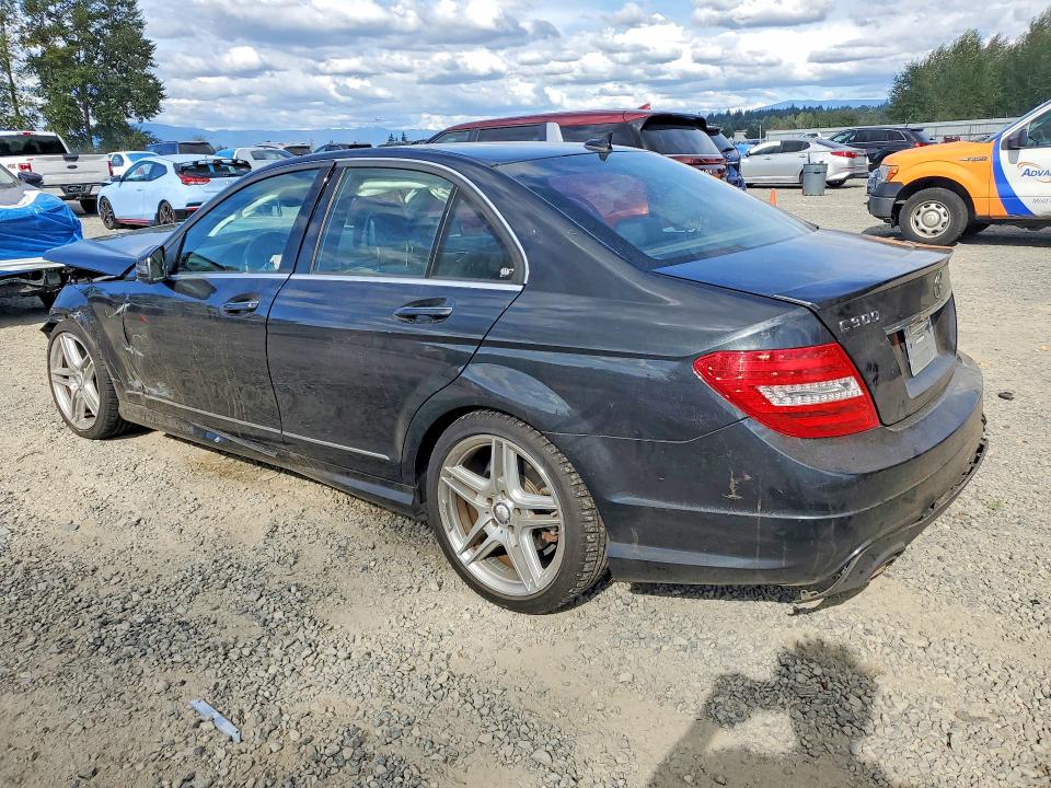 66580386 :رقم المزاد ، WDDGF8AB5DR298712 vin ، 2013 Mercedes-benz C مزاد بيع