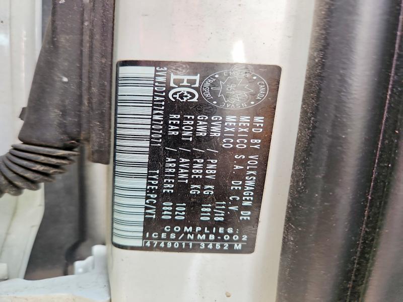 63578306 :رقم المزاد ، 3VWJD7AT7KM707071 vin ، 2019 Volkswagen Beetle مزاد بيع