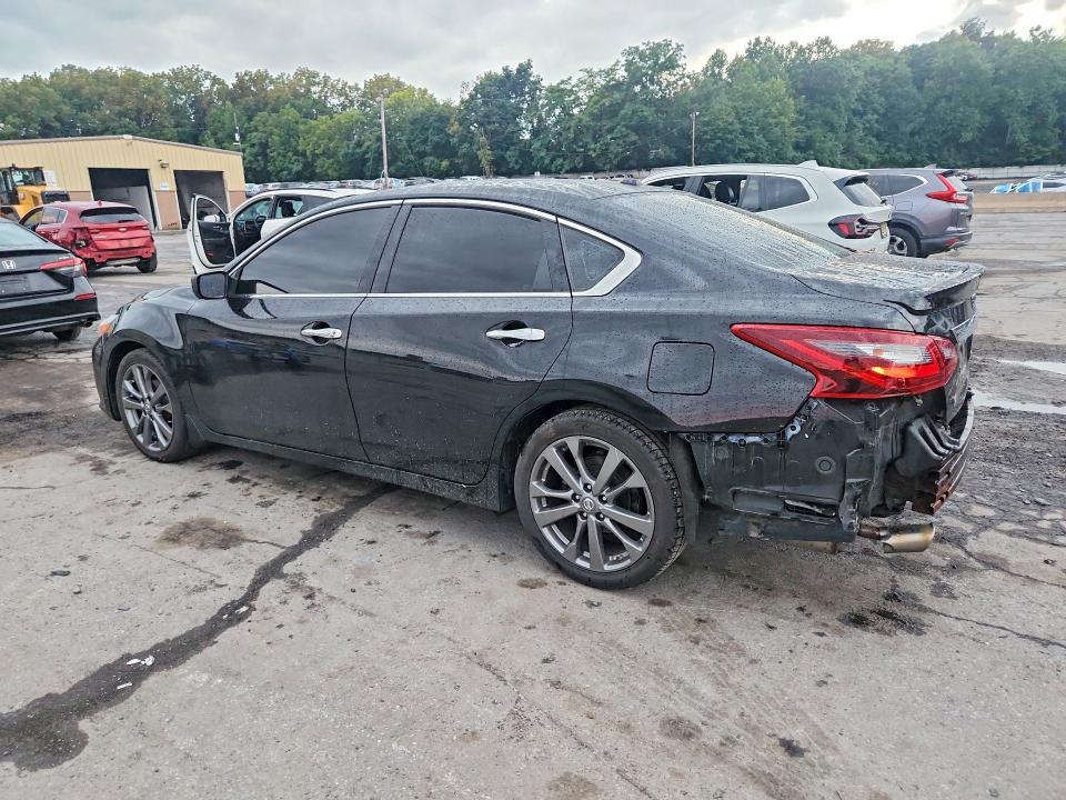 2018 Nissan Altima მანქანა იყიდება აუქციონზე, vin: 1N4AL3AP1JC149323, აუქციონის ნომერი: 64031486