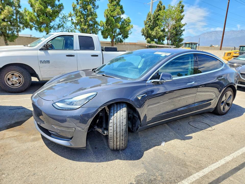 Auction sale of the 2018 Tesla Model 3, vin: 5YJ3E1EA0JF016398, lot number: 65715786