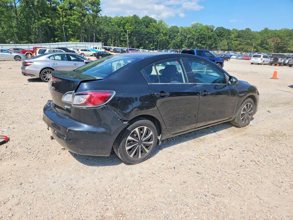 64698326 :رقم المزاد ، JM1BL1U77D1702751 vin ، 2013 Mazda 3 مزاد بيع