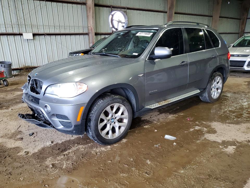 63774606 :رقم المزاد ، 5UXZV4C58D0E03223 vin ، 2013 Bmw X5 مزاد بيع