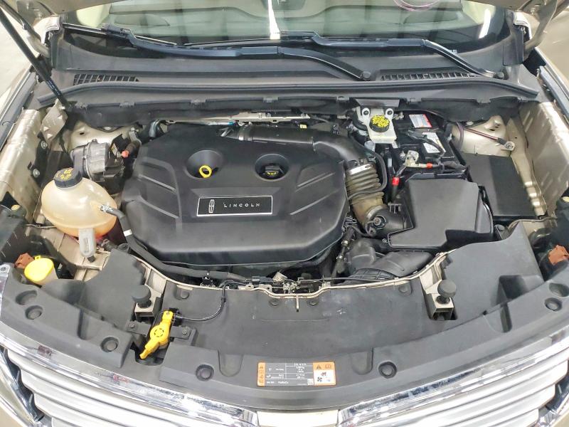 64263946 :رقم المزاد ، 5LMCJ2D95HUL62174 vin ، 2017 Lincoln Mkc مزاد بيع