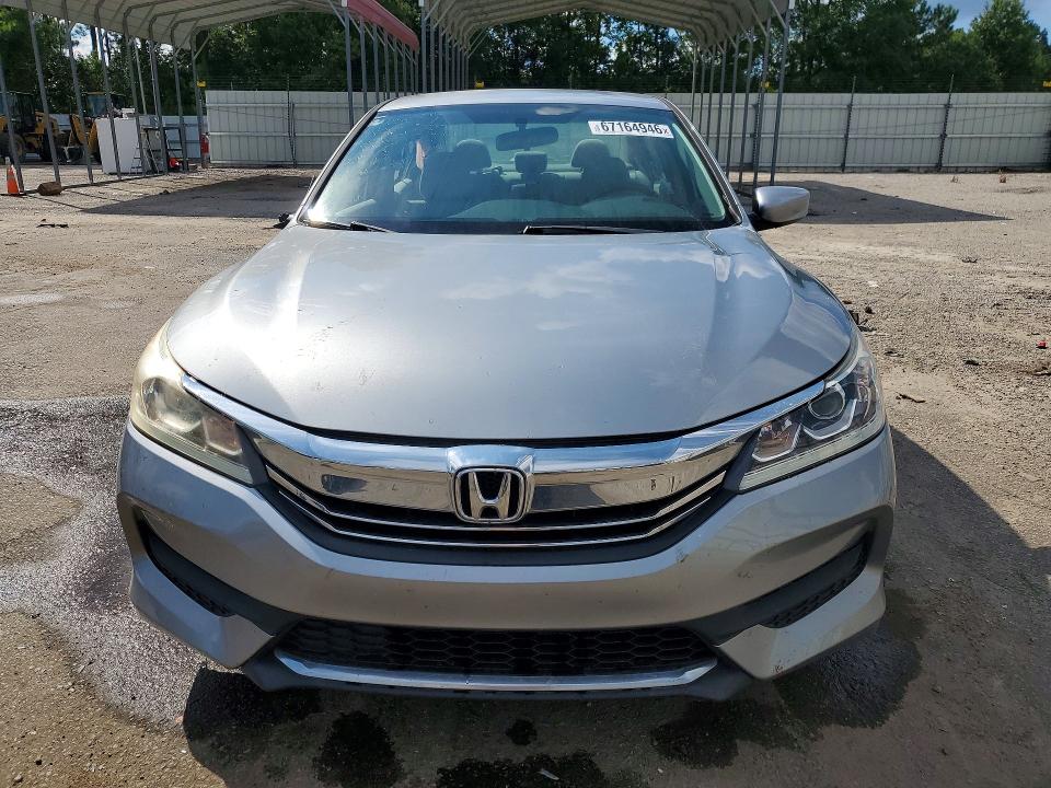 Продаж на аукціоні авто 2017 Honda Accord, vin: 1HGCR2F38HA300683, номер лоту: 67164946
