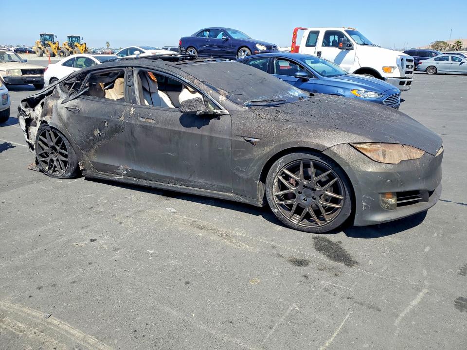 Продаж на аукціоні авто 2018 Tesla Model S, vin: 5YJSA1E41JF243066, номер лоту: 61374586