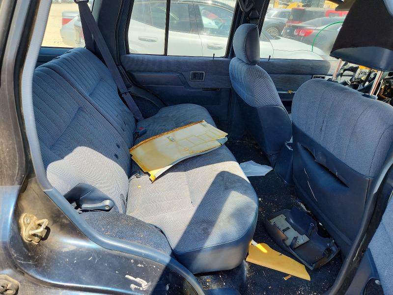 1995 Nissan Pathfinder მანქანა იყიდება აუქციონზე, vin: JN8HD17S5SW022858, აუქციონის ნომერი: 64619386