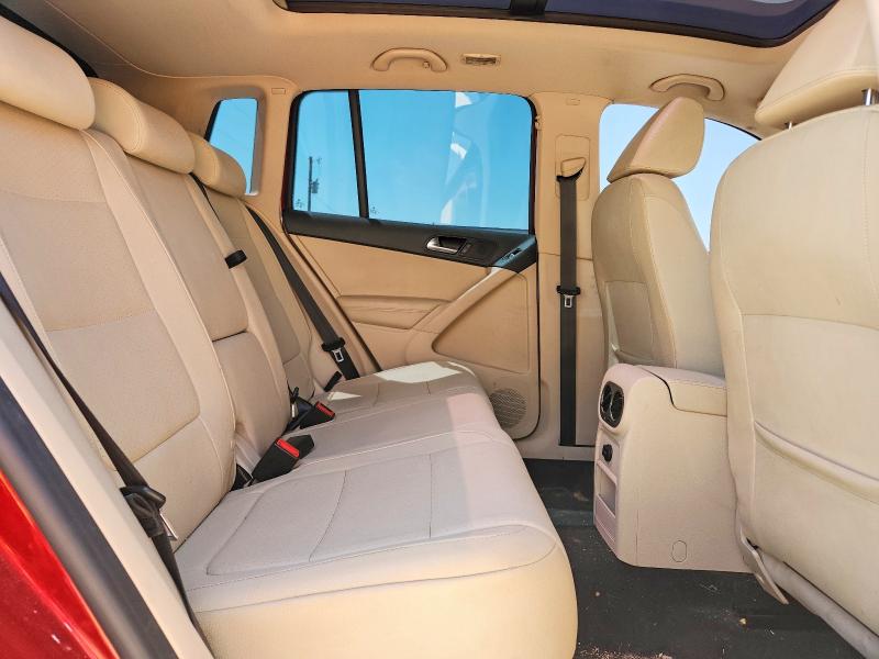 Продажа на аукционе авто 2011 Volkswagen Tiguan, vin: WVGAV7AX2BW000250, номер лота: 64323776