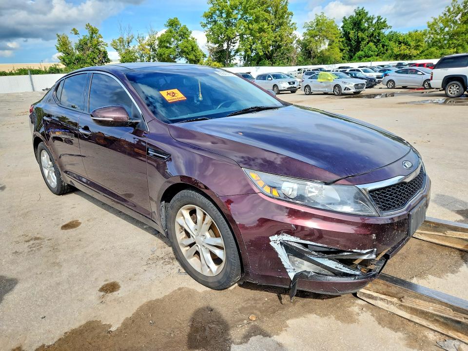 2013 Kia Optima მანქანა იყიდება აუქციონზე, vin: 5XXGN4A73DG133875, აუქციონის ნომერი: 65640176