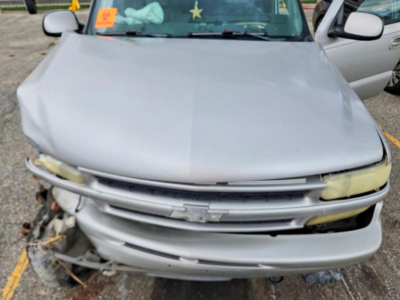 2004 Chevrolet Tahoe მანქანა იყიდება აუქციონზე, vin: 1GNEK13T44R220147, აუქციონის ნომერი: 63553456