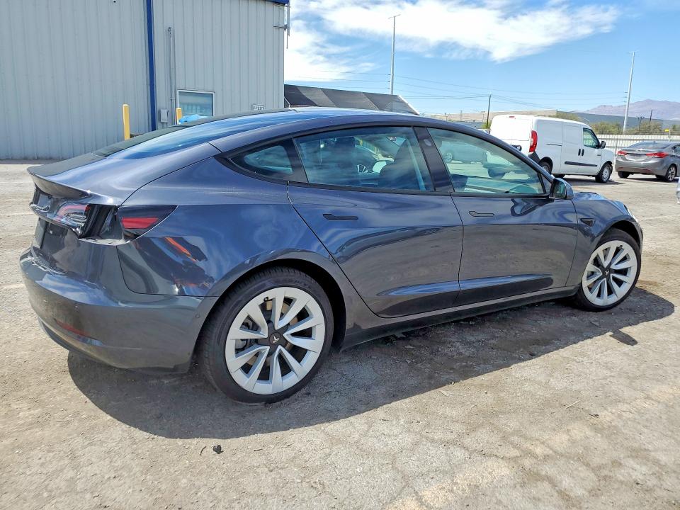 64963746 :رقم المزاد ، 5YJ3E1EA0MF072085 vin ، 2021 Tesla Model 3 مزاد بيع