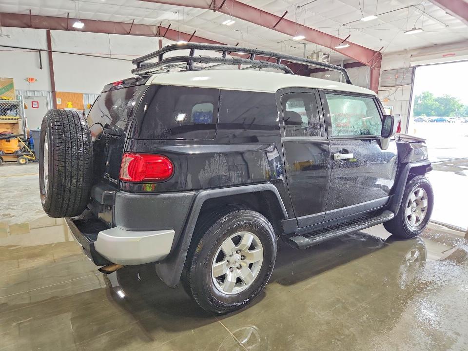 2007 Toyota Fj Cruiser მანქანა იყიდება აუქციონზე, vin: JTEZU11F170012362, აუქციონის ნომერი: 65004496