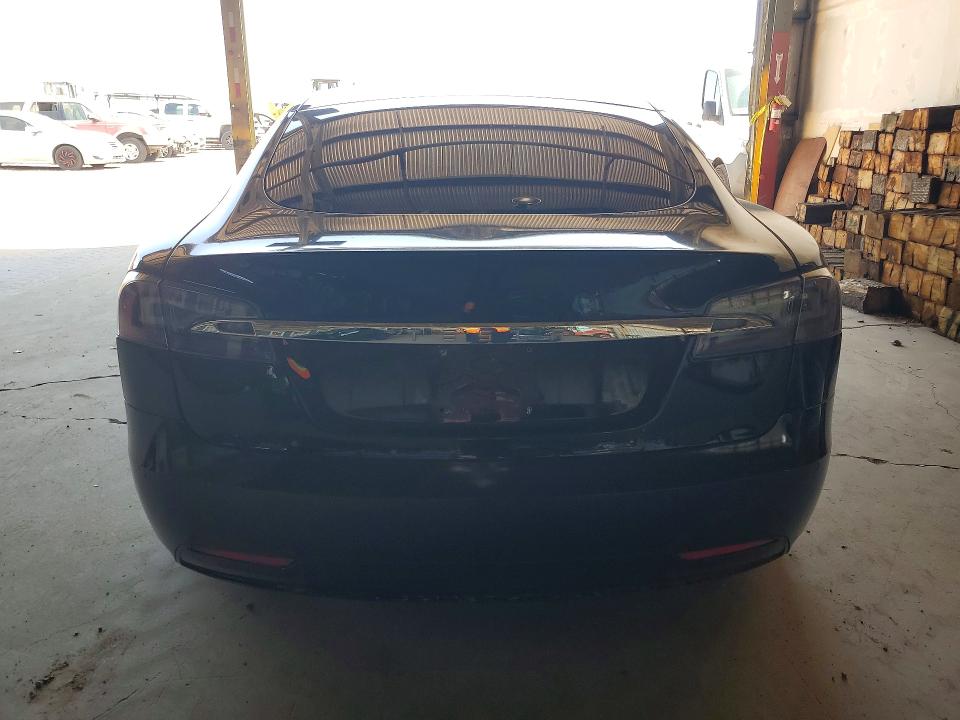 Продаж на аукціоні авто 2018 Tesla Model S, vin: 5YJSA1E20JF293455, номер лоту: 65202746