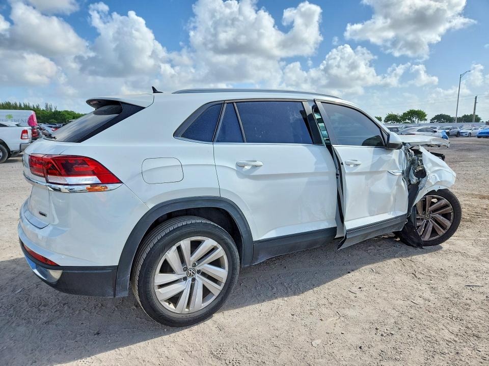 Продажа на аукционе авто 2021 Volkswagen Atlas Cross Sport, vin: 1V2KE2CA0MC231817, номер лота: 64370176