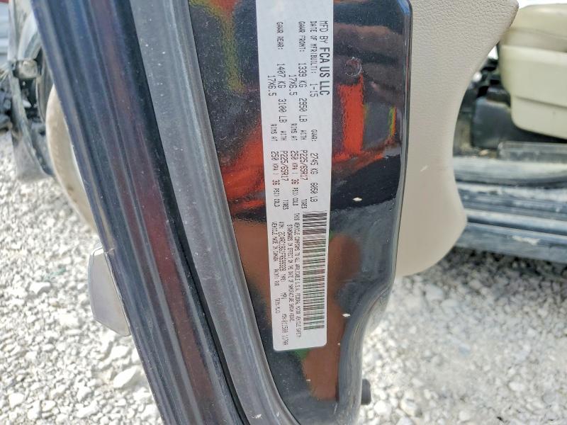 66275496 :رقم المزاد ، 2C4RC1BG1FR699328 vin ، 2015 Chrysler Town & Country مزاد بيع