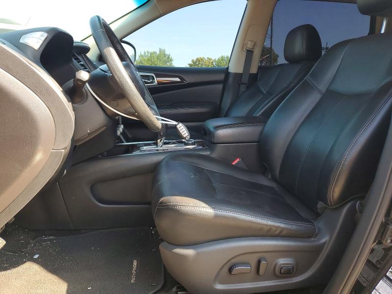 63684056 :رقم المزاد ، 5N1AR2MMXFC666370 vin ، 2015 Nissan Pathfinder مزاد بيع