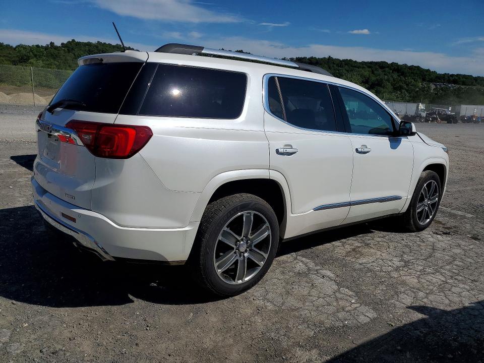 63558036 :رقم المزاد ، 1GKKNXLS6HZ131588 vin ، 2017 Gmc Acadia مزاد بيع