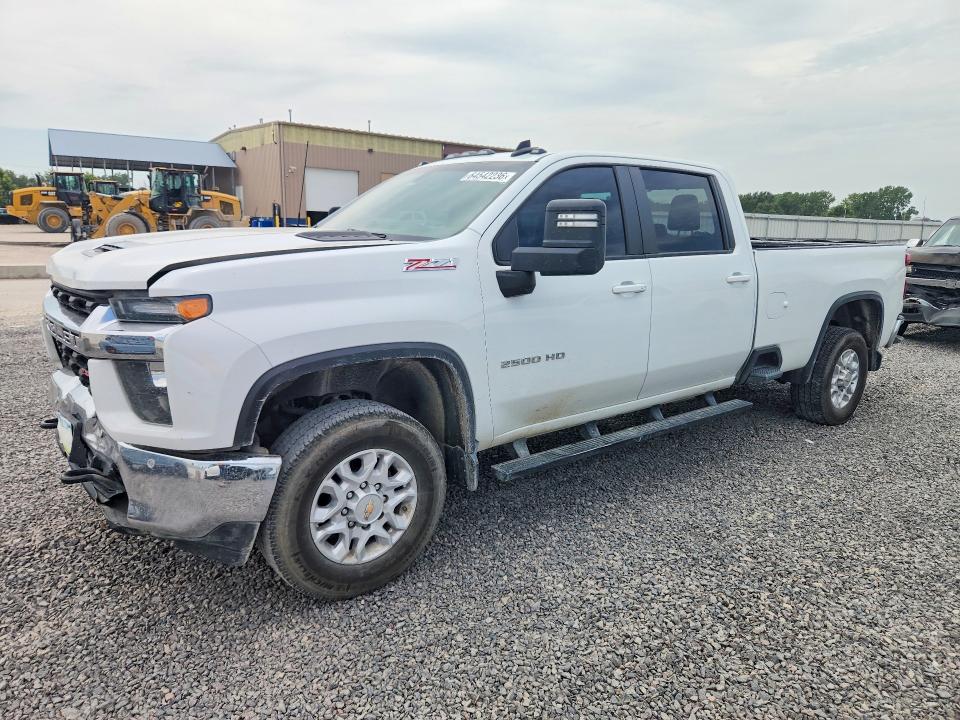 64542236 :رقم المزاد ، 1GC1YNE77MF319155 vin ، 2021 Chevrolet Silverado مزاد بيع