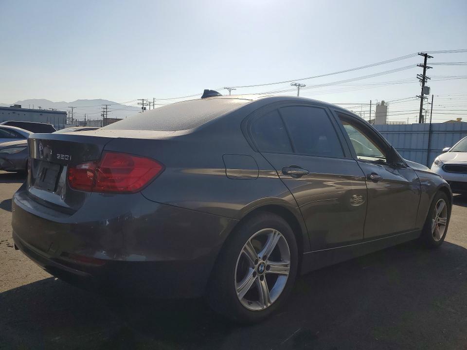 Продаж на аукціоні авто 2015 Bmw 320, vin: WBA3B1C50FP831838, номер лоту: 64429656