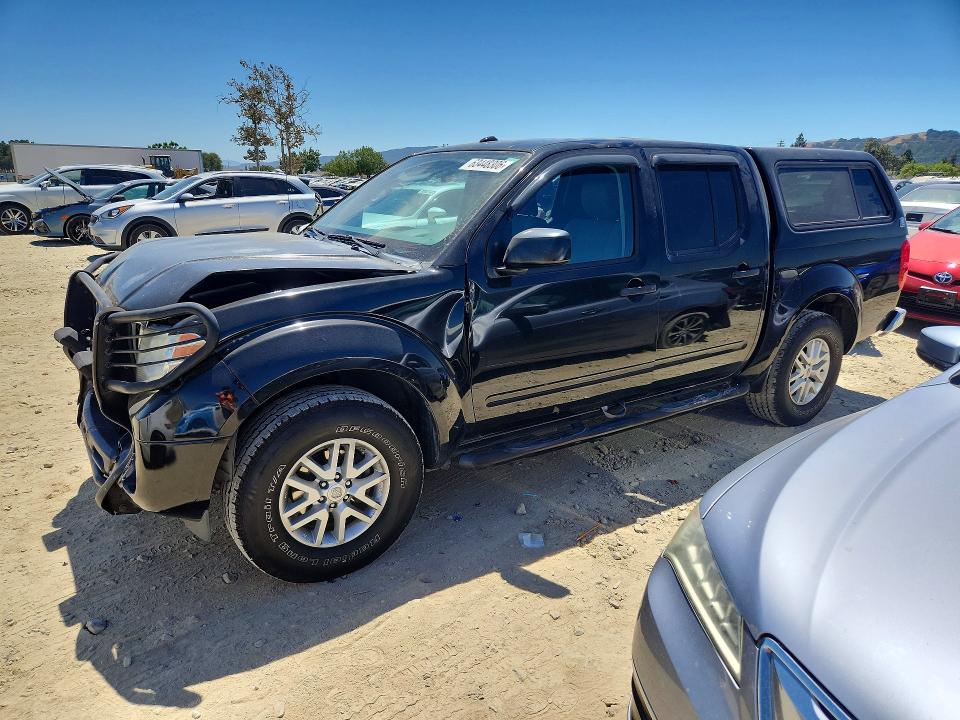 63448306 :رقم المزاد ، 1N6AD0ER2FN768958 vin ، 2015 Nissan Frontier مزاد بيع