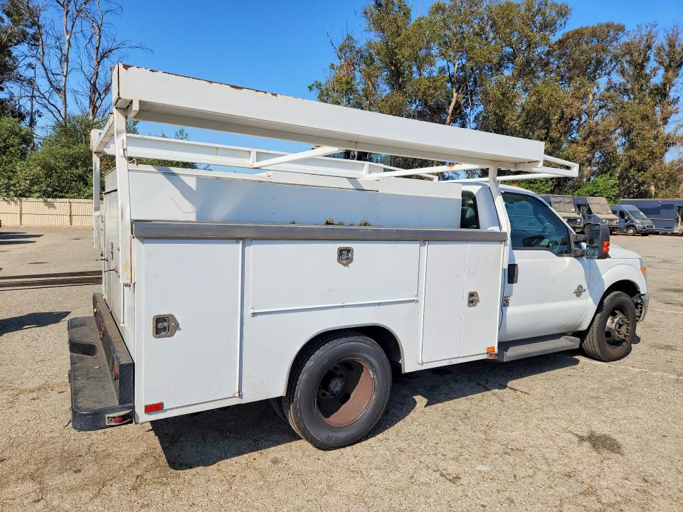 64000206 :رقم المزاد ، 1FDRF3GT8CEA08292 vin ، 2012 Ford F350 مزاد بيع