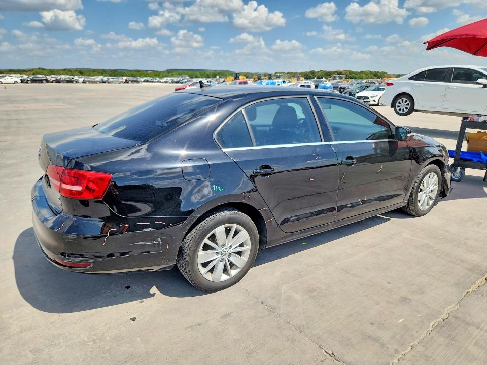 64554146 :رقم المزاد ، 3VWD07AJ9FM253189 vin ، 2015 Volkswagen Jetta مزاد بيع