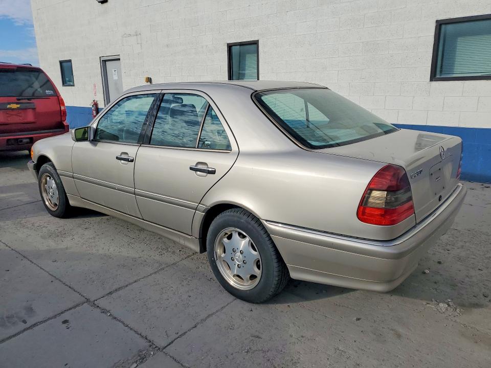 1998 Mercedes-benz C მანქანა იყიდება აუქციონზე, vin: WDBHA29G7WF754626, აუქციონის ნომერი: 65659426