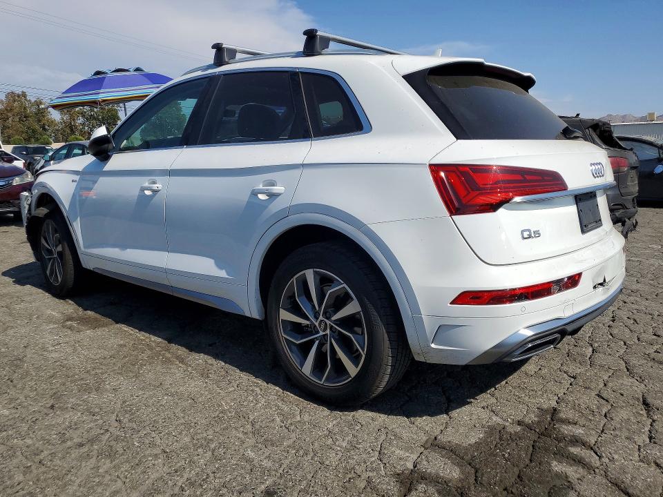 Продаж на аукціоні авто 2022 Audi Q5, vin: WA1GAAFYXN2078175, номер лоту: 64656936