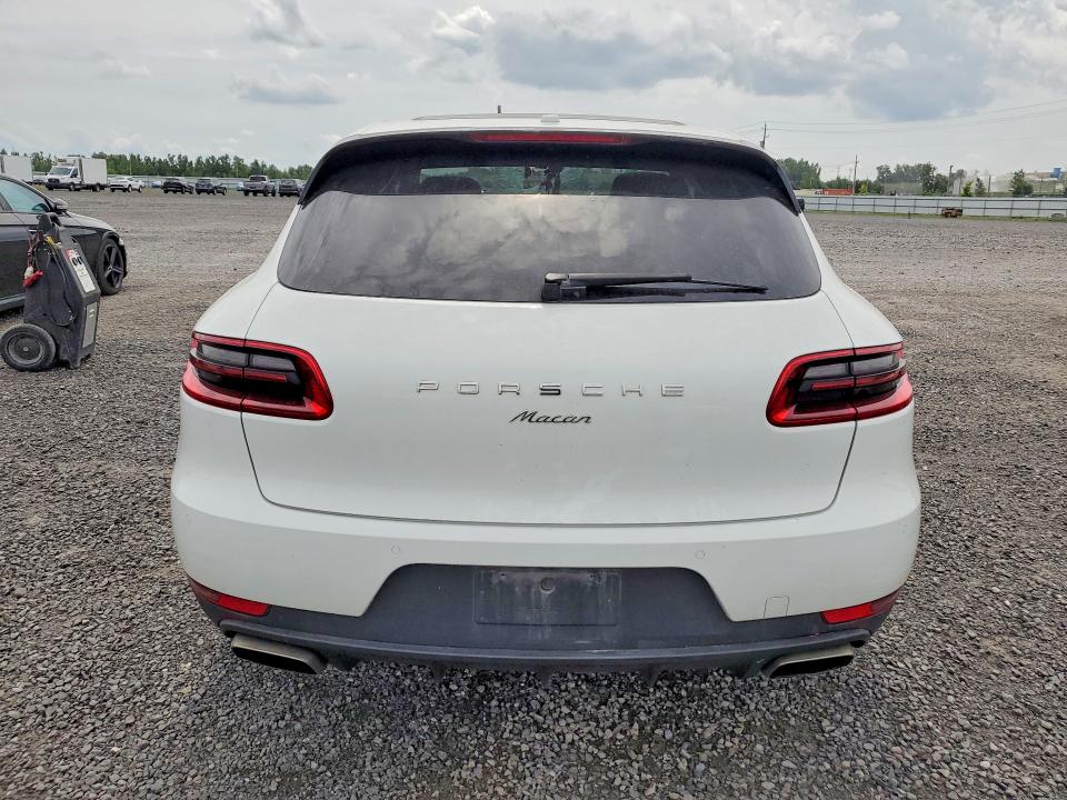 64244616 :رقم المزاد ، WP1AA2A54JLB11351 vin ، 2018 Porsche Macan مزاد بيع