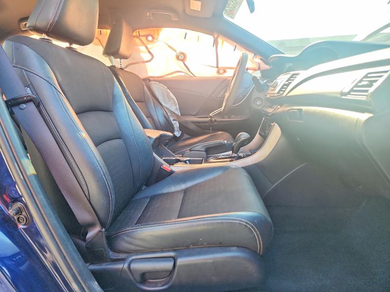 64935826 :رقم المزاد ، 1HGCR2F52HA088879 vin ، 2017 Honda Accord مزاد بيع