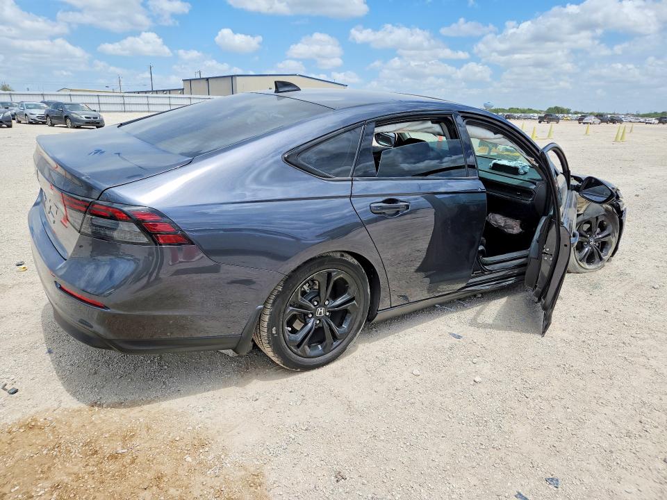 2025 Honda Accord მანქანა იყიდება აუქციონზე, vin: 1HGCY1F41SA052824, აუქციონის ნომერი: 64818186