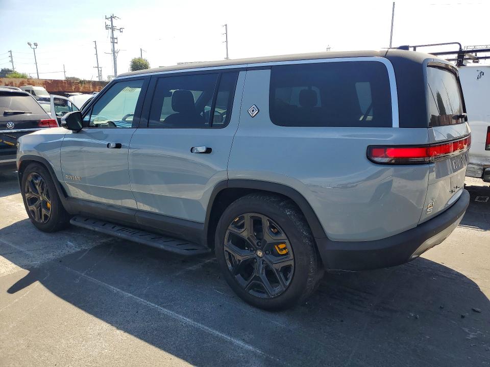 Продажа на аукционе авто 2023 Rivian R1s, vin: 7PDSGABA8PN029509, номер лота: 65173286
