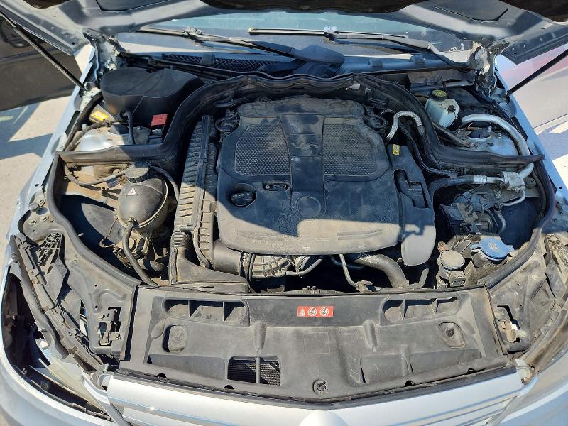Продажа на аукционе авто 2013 Mercedes-benz C, vin: WDDGF8AB4DR251896, номер лота: 63553786