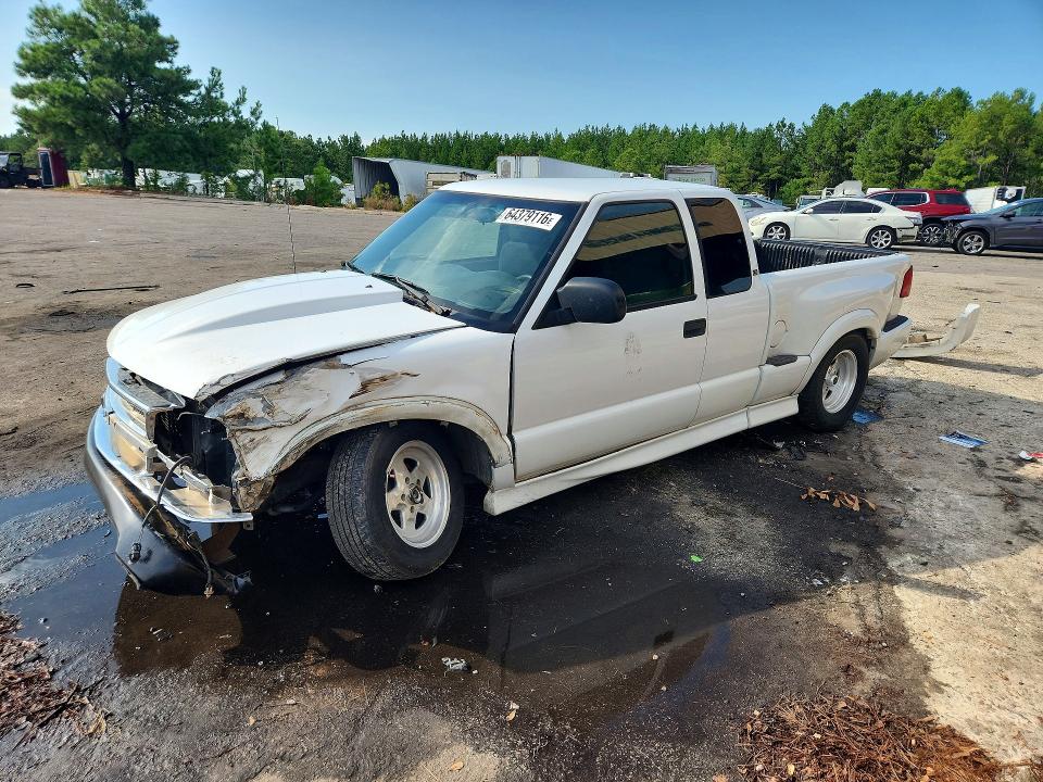 64379116 :رقم المزاد ، 1GCCS19X038130492 vin ، 2003 Chevrolet S Truck مزاد بيع