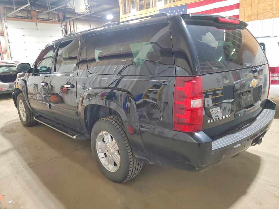 61647236 :رقم المزاد ، 3GNFK16308G112713 vin ، 2008 Chevrolet Subrban مزاد بيع