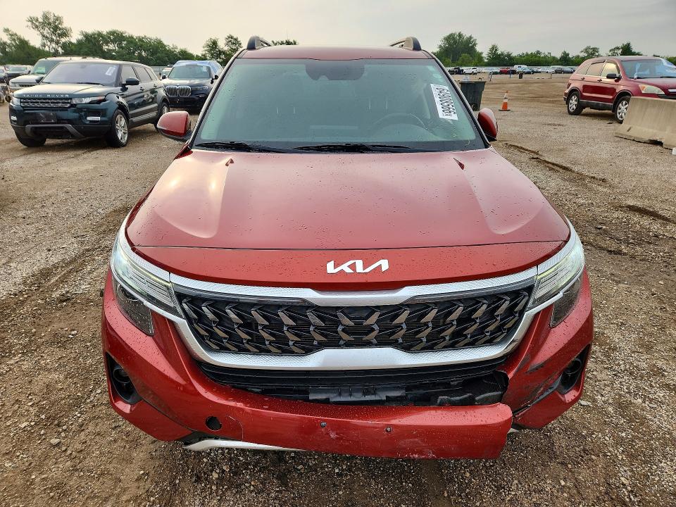 64908566 :رقم المزاد ، KNDEUCA25N7270853 vin ، 2022 Kia Seltos مزاد بيع