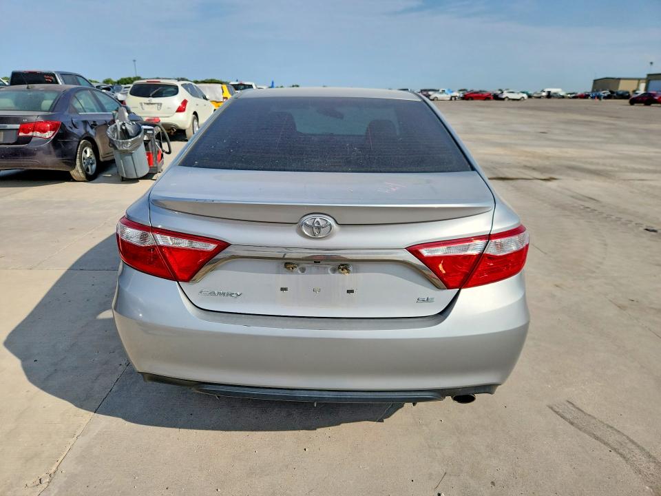 Продаж на аукціоні авто 2017 Toyota Camry, vin: 4T1BF1FKXHU423125, номер лоту: 63617266