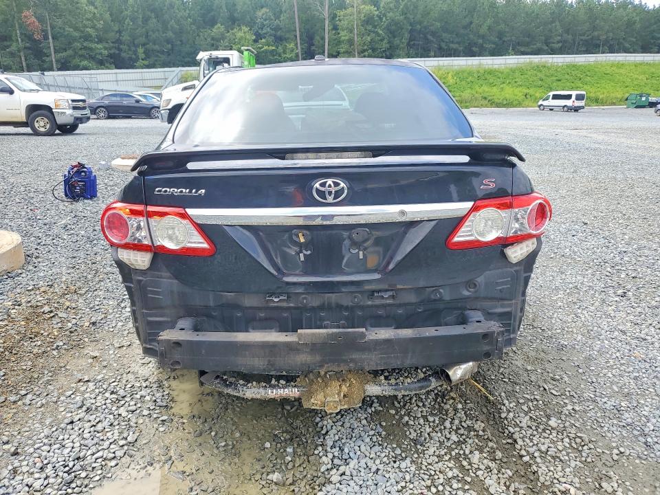 63734446 :رقم المزاد ، 2T1BU4EE3BC625459 vin ، 2011 Toyota Corolla مزاد بيع