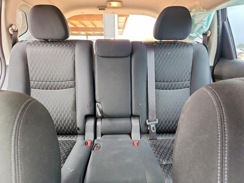 Auction sale of the 2018 Nissan Rogue, vin: KNMAT2MTXJP550889, lot number: 66192586